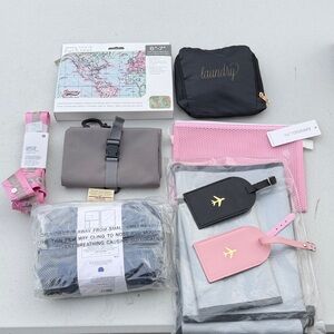 Travel Accessory Bundle with Pink & Gray Luggage Tags